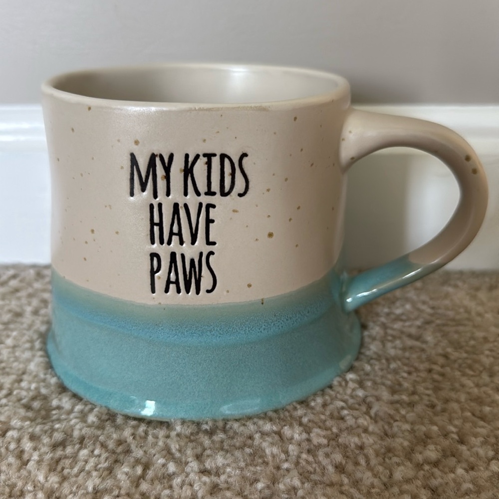 Spectrum Designz MY KIDS HAVE PAWS 20 Ounce Graphic Stoneware Mug NWOT